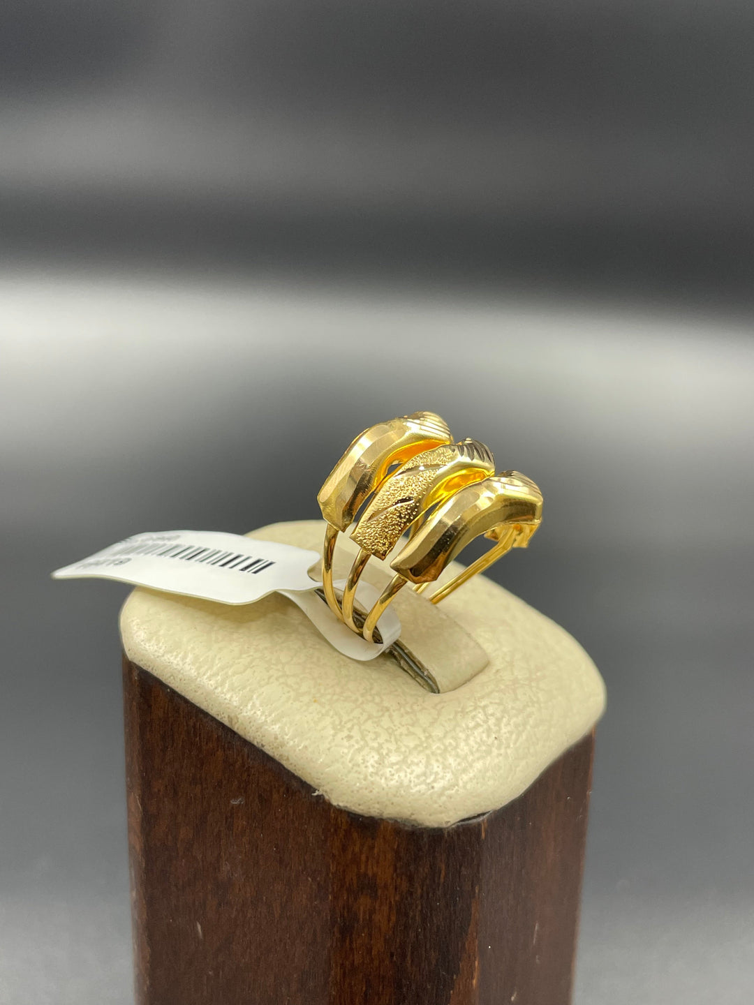 18K Gold Classic Ring by Saeed Jewelry - Image 2