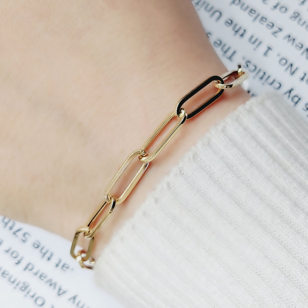 18K Gold Paperclip Bracelet by Saeed Jewelry - Image 2