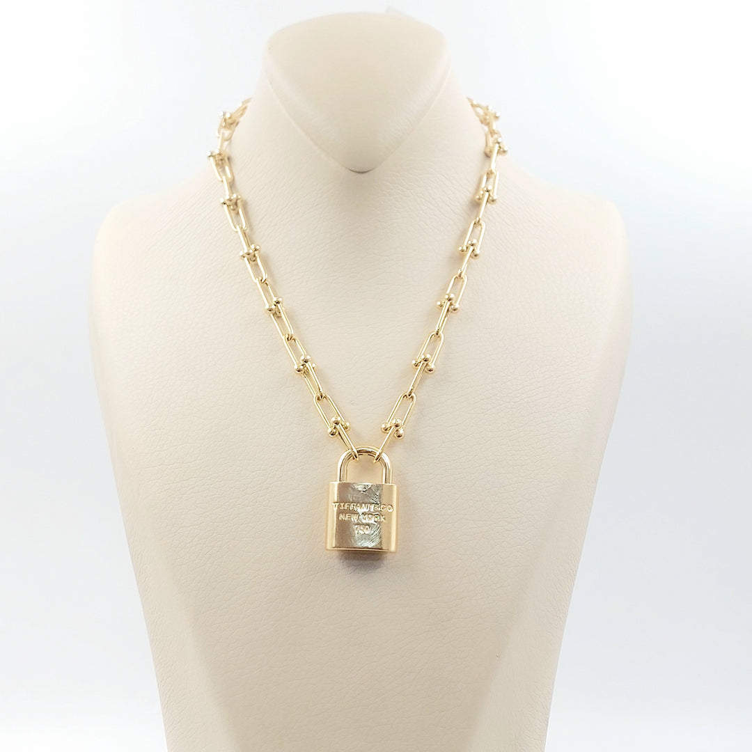 Deluxe Lock Necklace Made of 18K Gold by Saeed Jewelry 