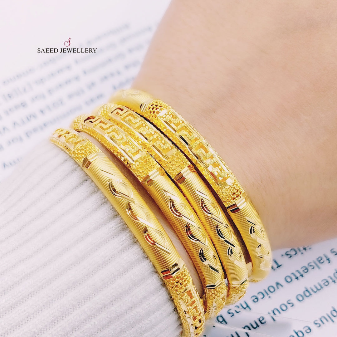 21K Gold Emirati Bangle by Saeed Jewelry - Image 3