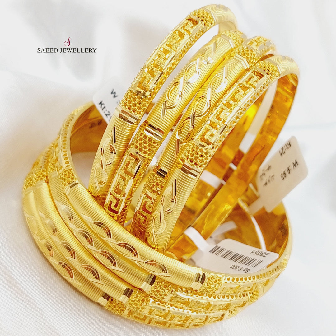 21K Gold Emirati Bangle by Saeed Jewelry - Image 4