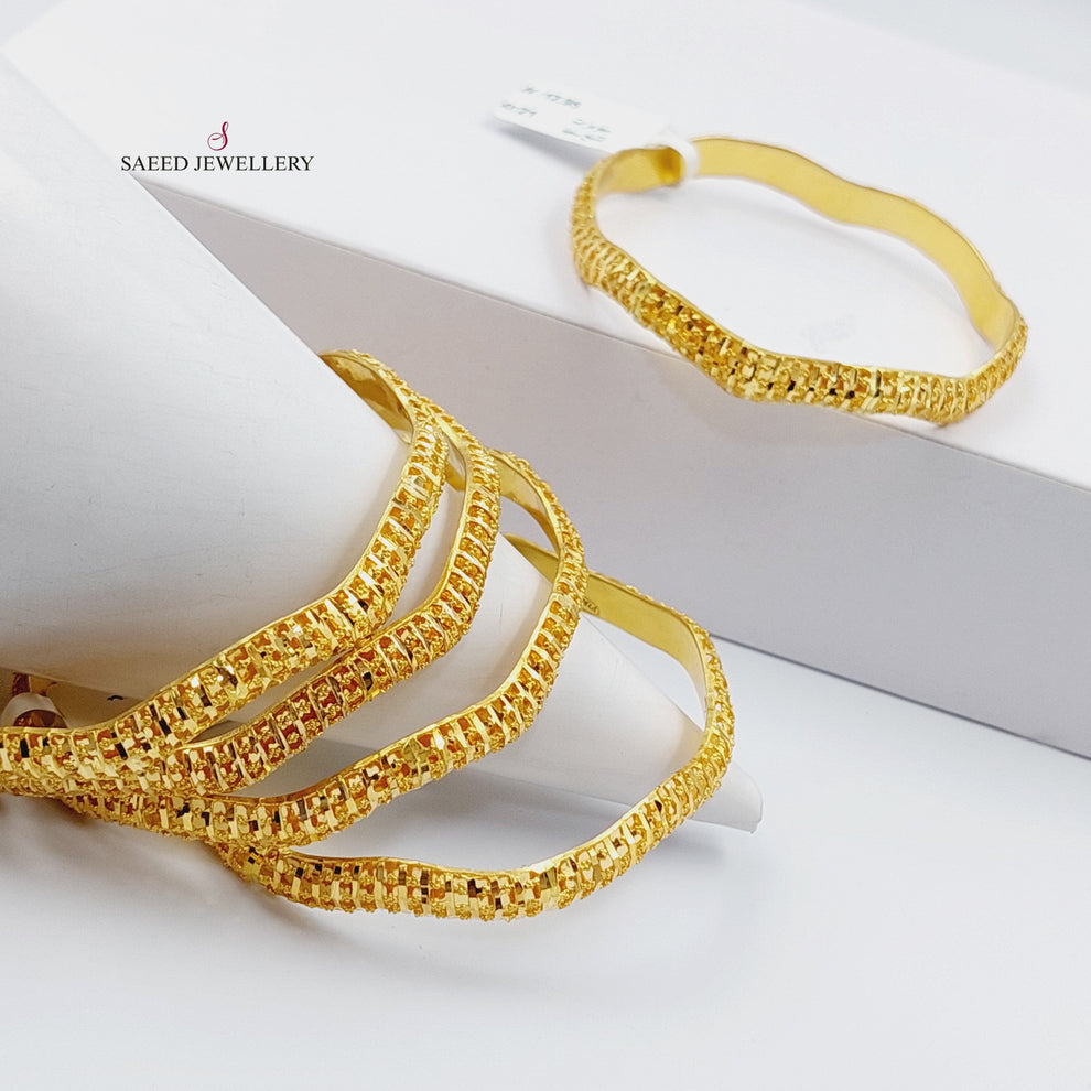 21K Gold Emirati Bangle by Saeed Jewelry - Image 2