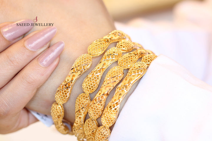 21K Gold Emirati Bangle by Saeed Jewelry - Image 6