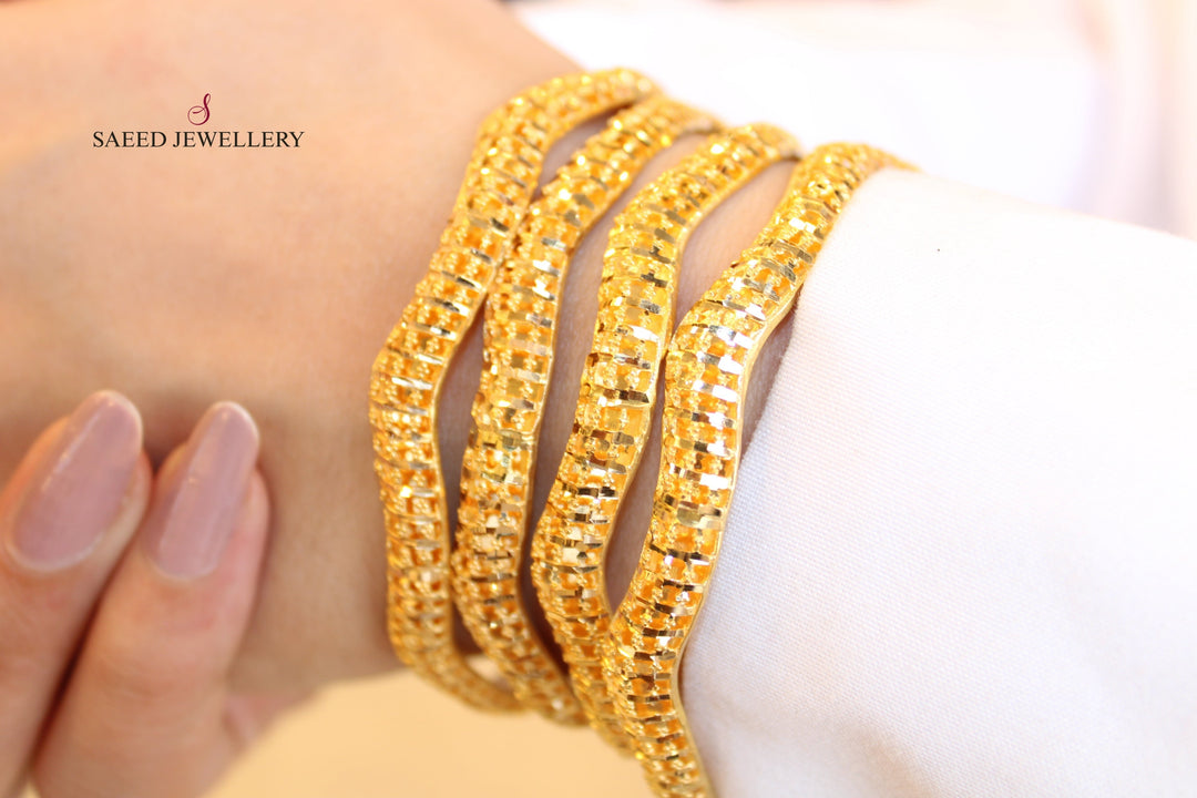 21K Gold Emirati Bangle by Saeed Jewelry - Image 5