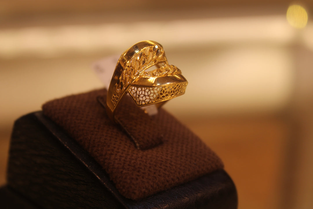 21K Gold Fancy Ring by Saeed Jewelry - Image 3