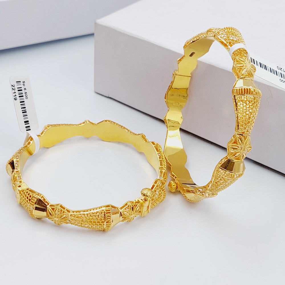 21K Gold Kuwaiti Bangle by Saeed Jewelry - Image 2