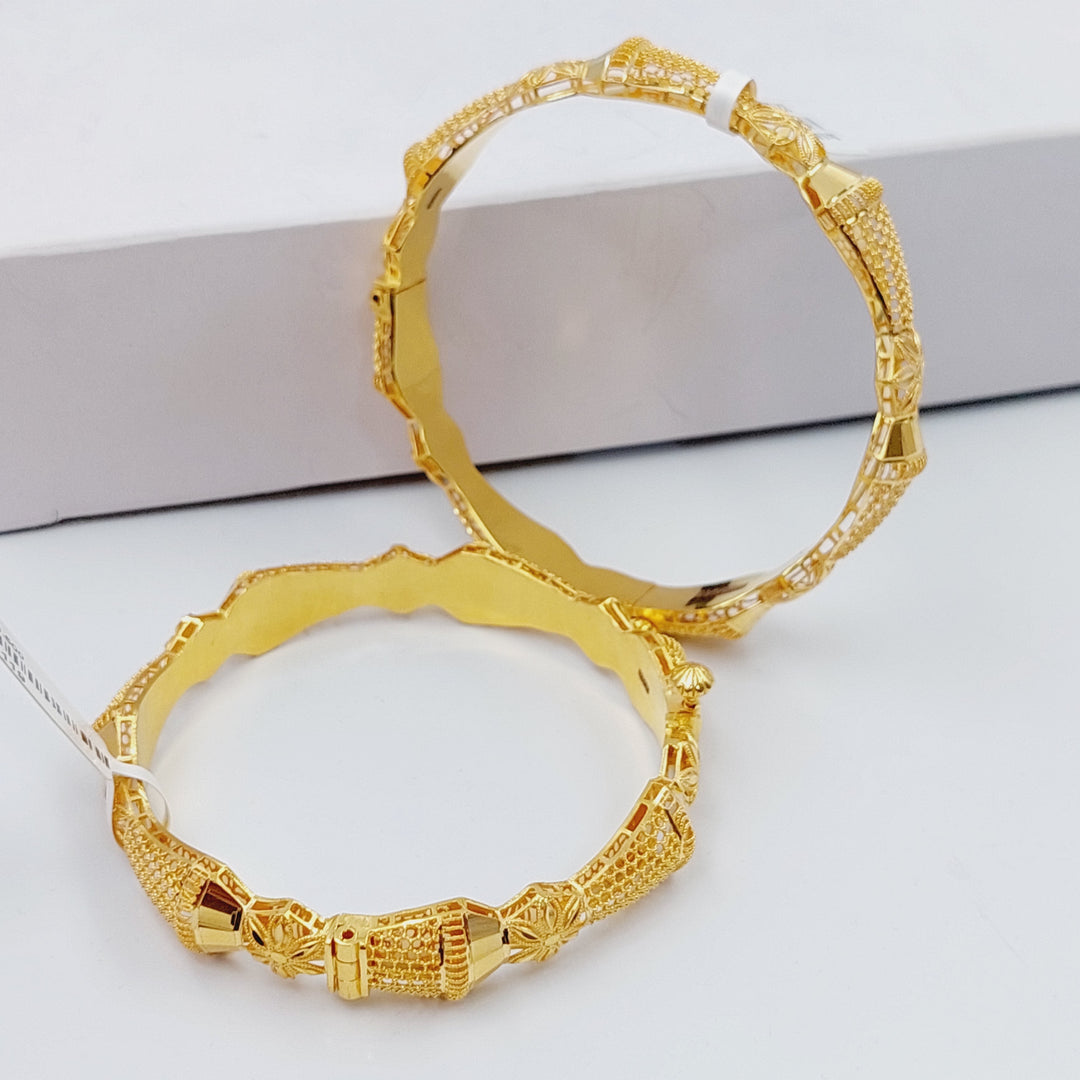 21K Gold Kuwaiti Bangle by Saeed Jewelry - Image 1