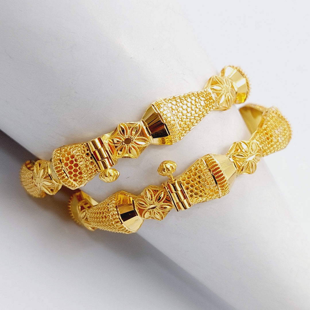 21K Gold Kuwaiti Bangle by Saeed Jewelry - Image 1