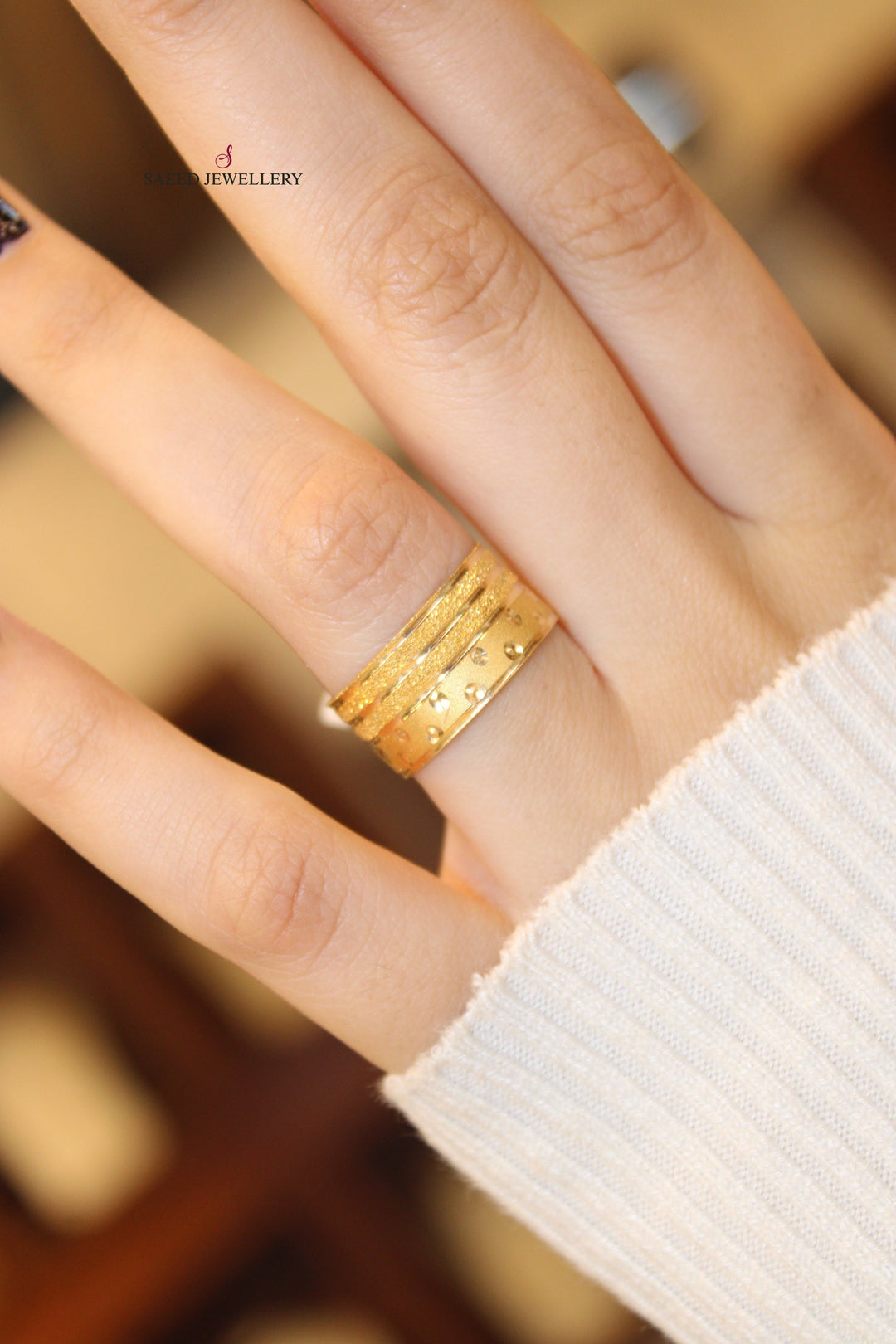 21K Gold Laser Wedding Ring by Saeed Jewelry - Image 2