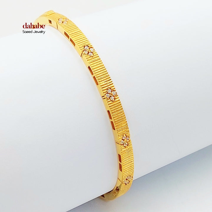 Zircon Studded Deluxe Bangle Bracelet Made of 21K Gold by Saeed Jewelry 