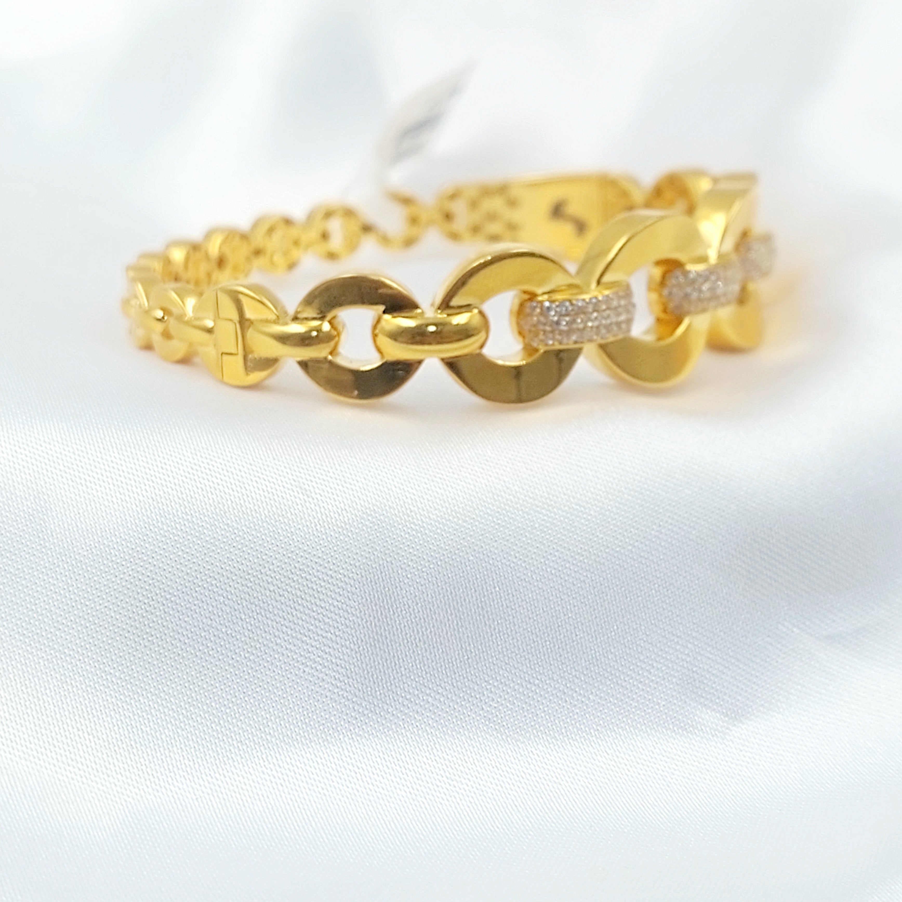 ❤KSY24☆☆☆さま❤2025年Bracelet❤❤❤❤✨️ Zircon Studded Deluxe Bangle Bracelet – Saeed Jewelry