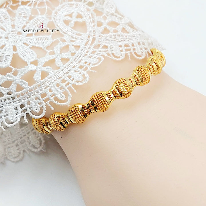 Deluxe Bahraini Bangle Made of 21K Gold by Saeed Jewelry 