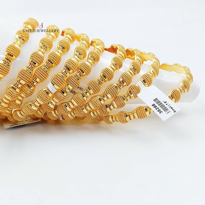 Deluxe Bahraini Bangle Made of 21K Gold by Saeed Jewelry 