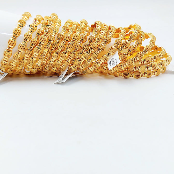 Deluxe Bahraini Bangle Made of 21K Gold by Saeed Jewelry 