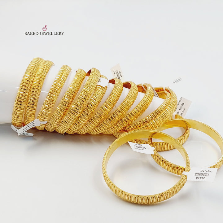 Deluxe Engraved Bangle Made of 21K Gold by Saeed Jewelry 