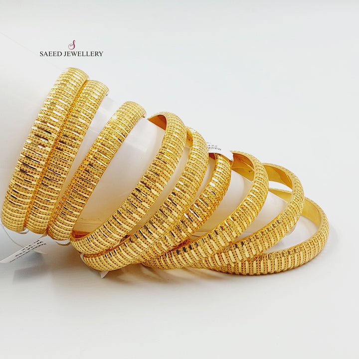 Deluxe Engraved Bangle Made of 21K Gold by Saeed Jewelry 