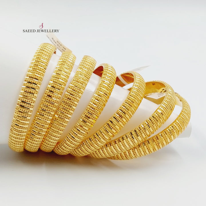 Deluxe Engraved Bangle Made of 21K Gold by Saeed Jewelry 