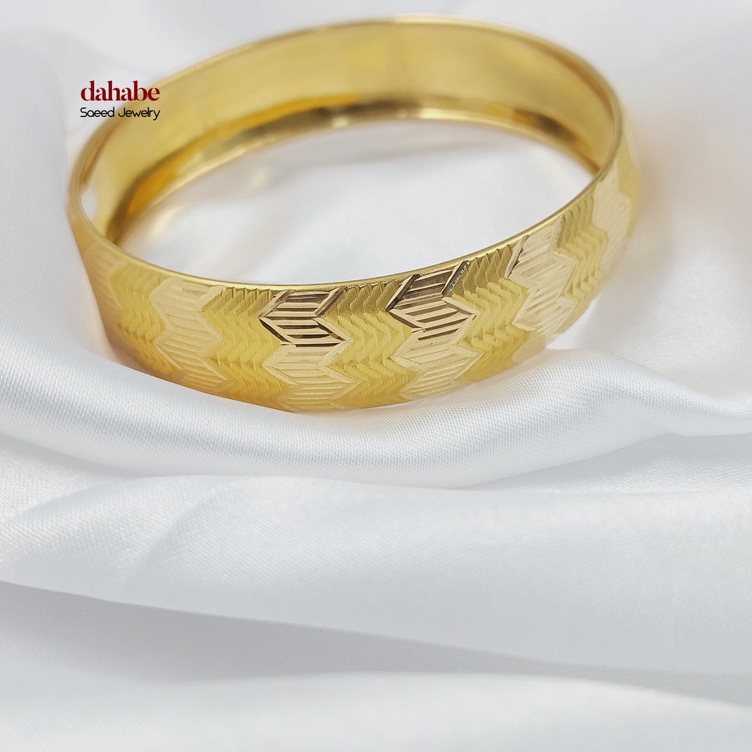 21K Gold Wide CNC Bangle
