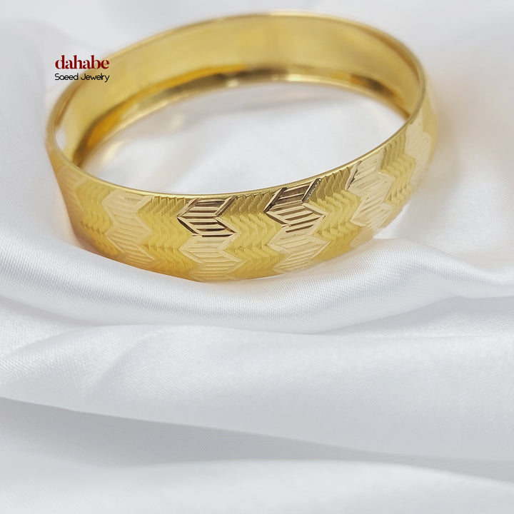 21K Gold Wide CNC Bangle