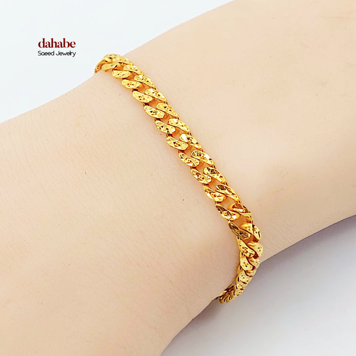Cuban Links Bracelet Made of 21K Gold by Saeed Jewelry 