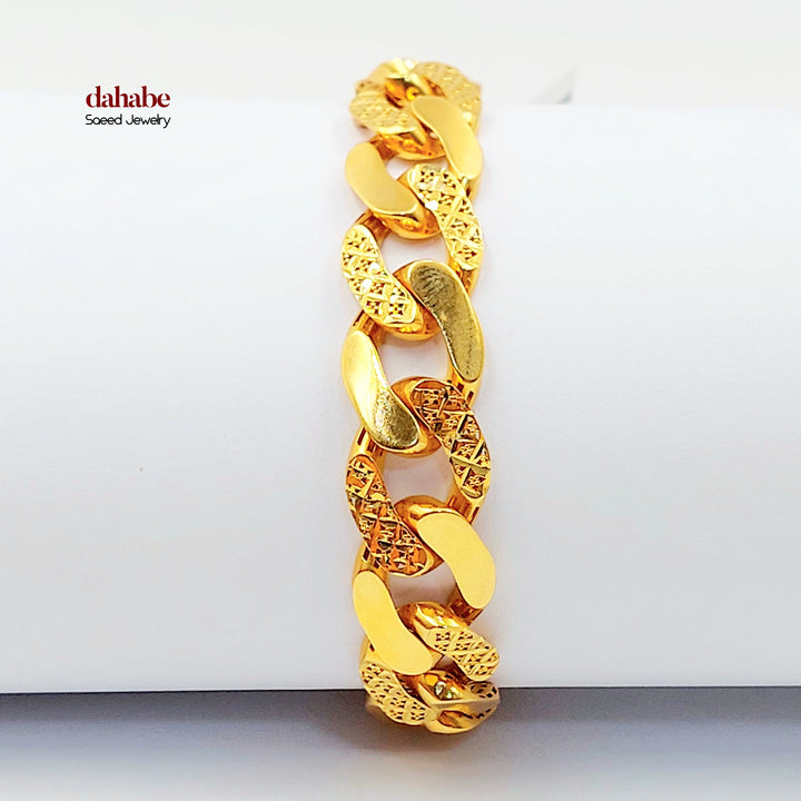 Cuban Links Bracelet Made of 21K Gold by Saeed Jewelry 