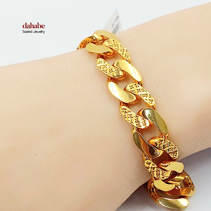 Cuban Links Bracelet Made of 21K Gold by Saeed Jewelry 