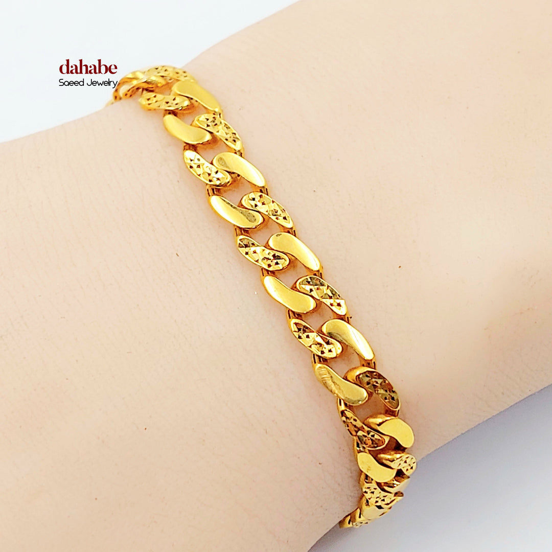 Cuban Links Bracelet Made of 21K Gold by Saeed Jewelry 