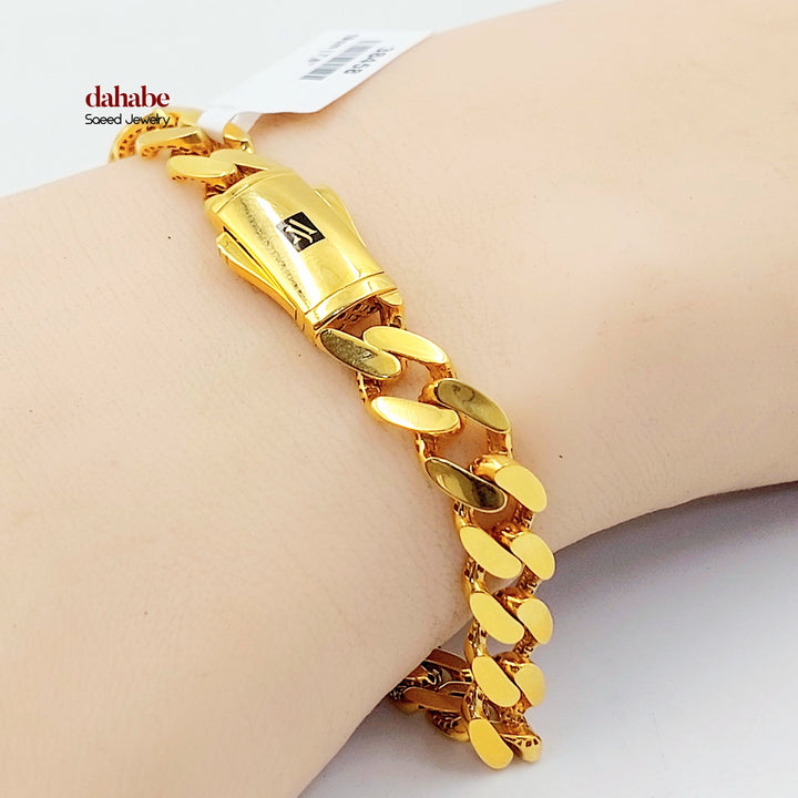 Cuban Links Bracelet Made of 21K Gold by Saeed Jewelry 