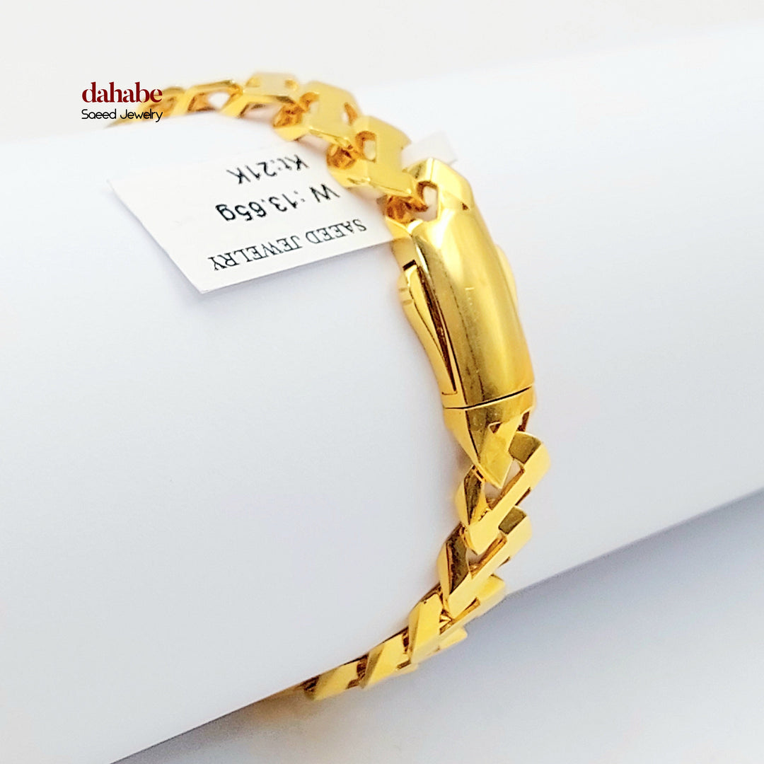 Cuban Links Bracelet Made of 21K Gold by Saeed Jewelry 