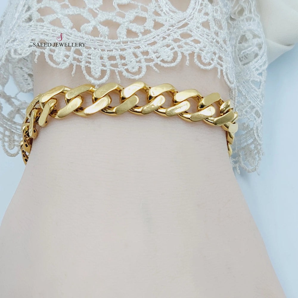 Cuban Links Bracelet Made of 21K Gold by Saeed Jewelry 