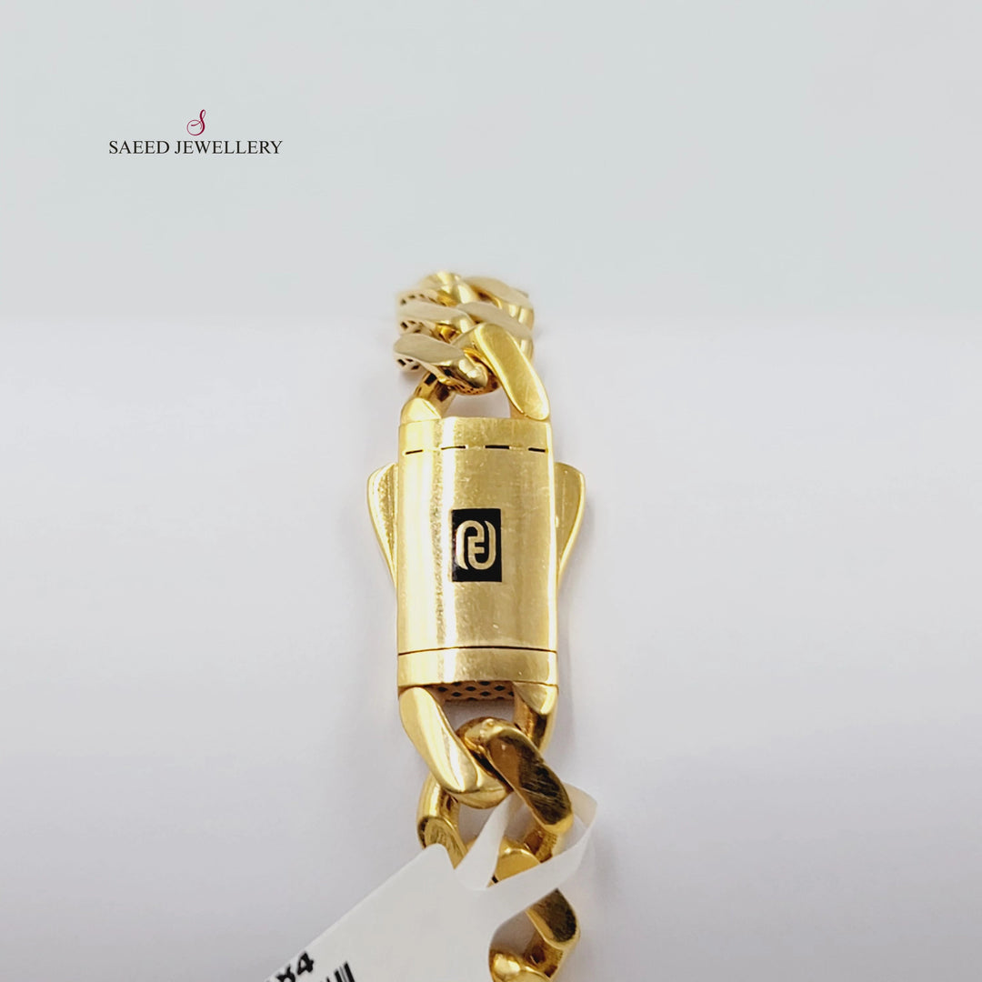 Cuban Links Bracelet Made of 21K Gold by Saeed Jewelry 
