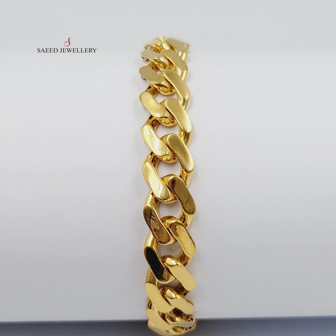 Cuban Links Bracelet Made of 21K Gold by Saeed Jewelry 