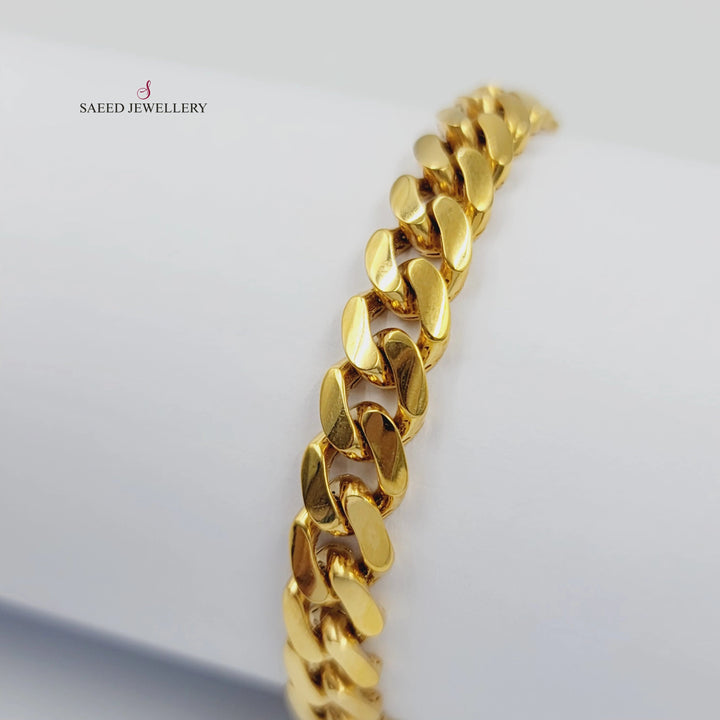 Cuban Links Bracelet Made of 21K Gold by Saeed Jewelry 