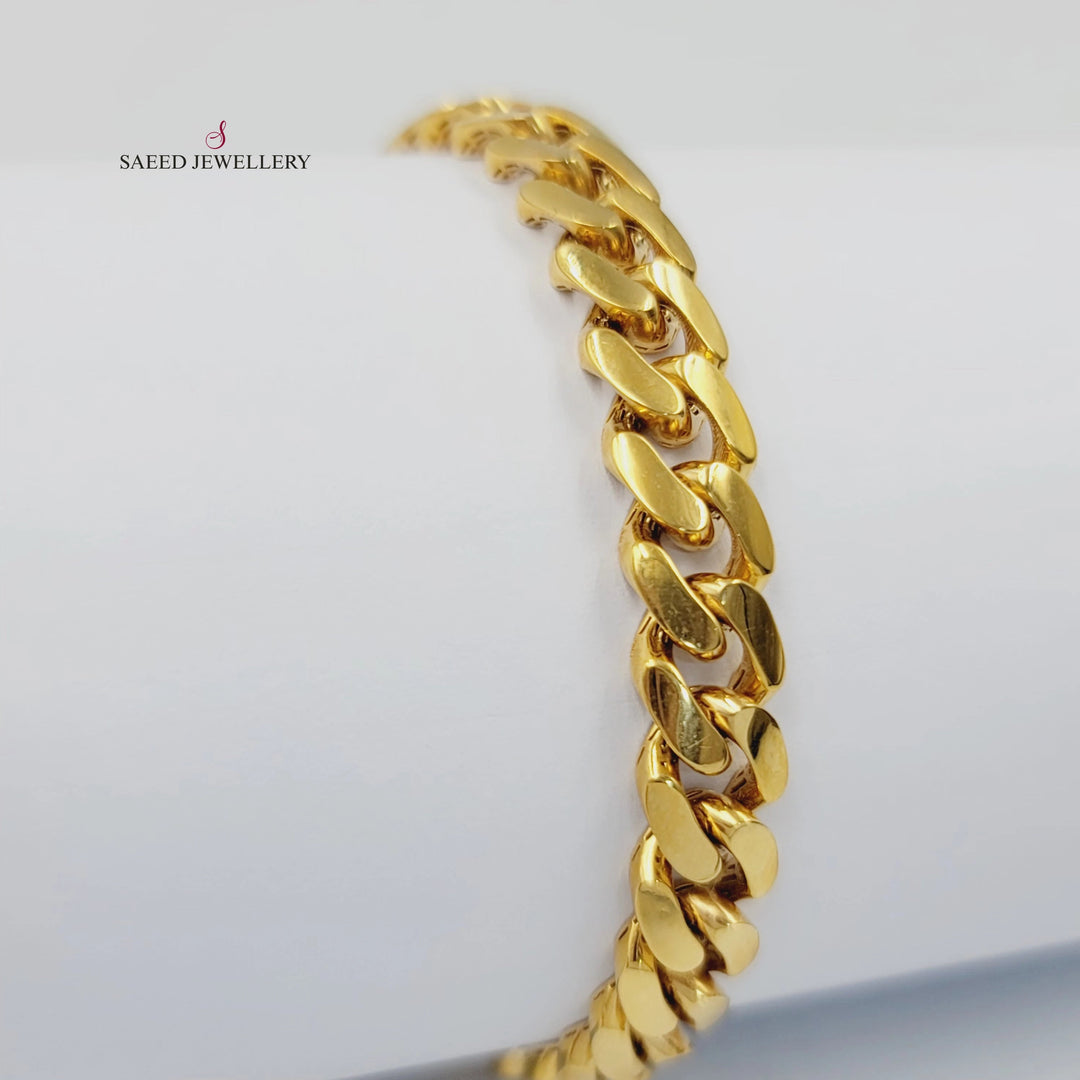 Cuban Links Bracelet Made of 21K Gold by Saeed Jewelry 