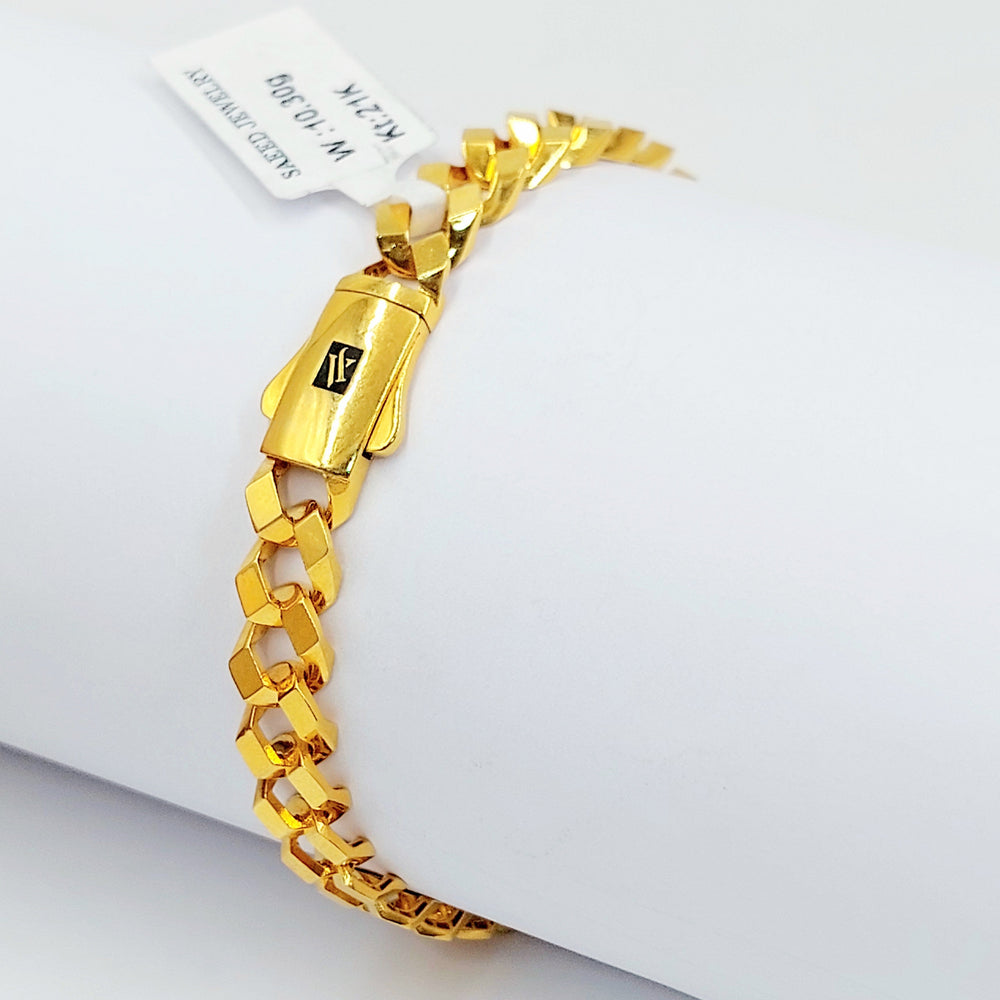 Deluxe Cuban Links Bracelet Made of 21K Gold by Saeed Jewelry 