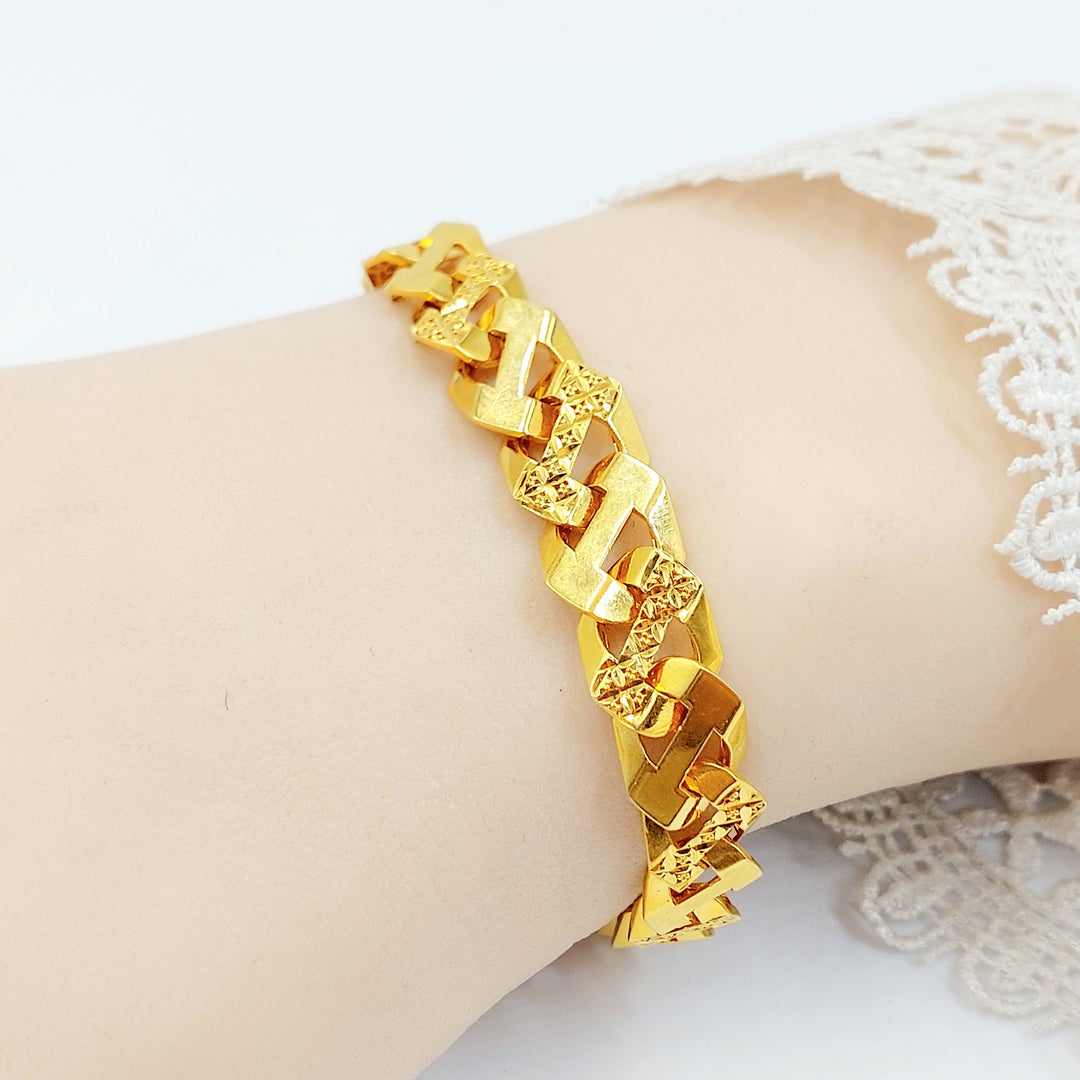 Deluxe Cuban Links Bracelet Made of 21K Gold by Saeed Jewelry 