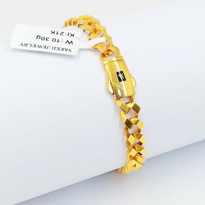 Deluxe Cuban Links Bracelet Made of 21K Gold by Saeed Jewelry 