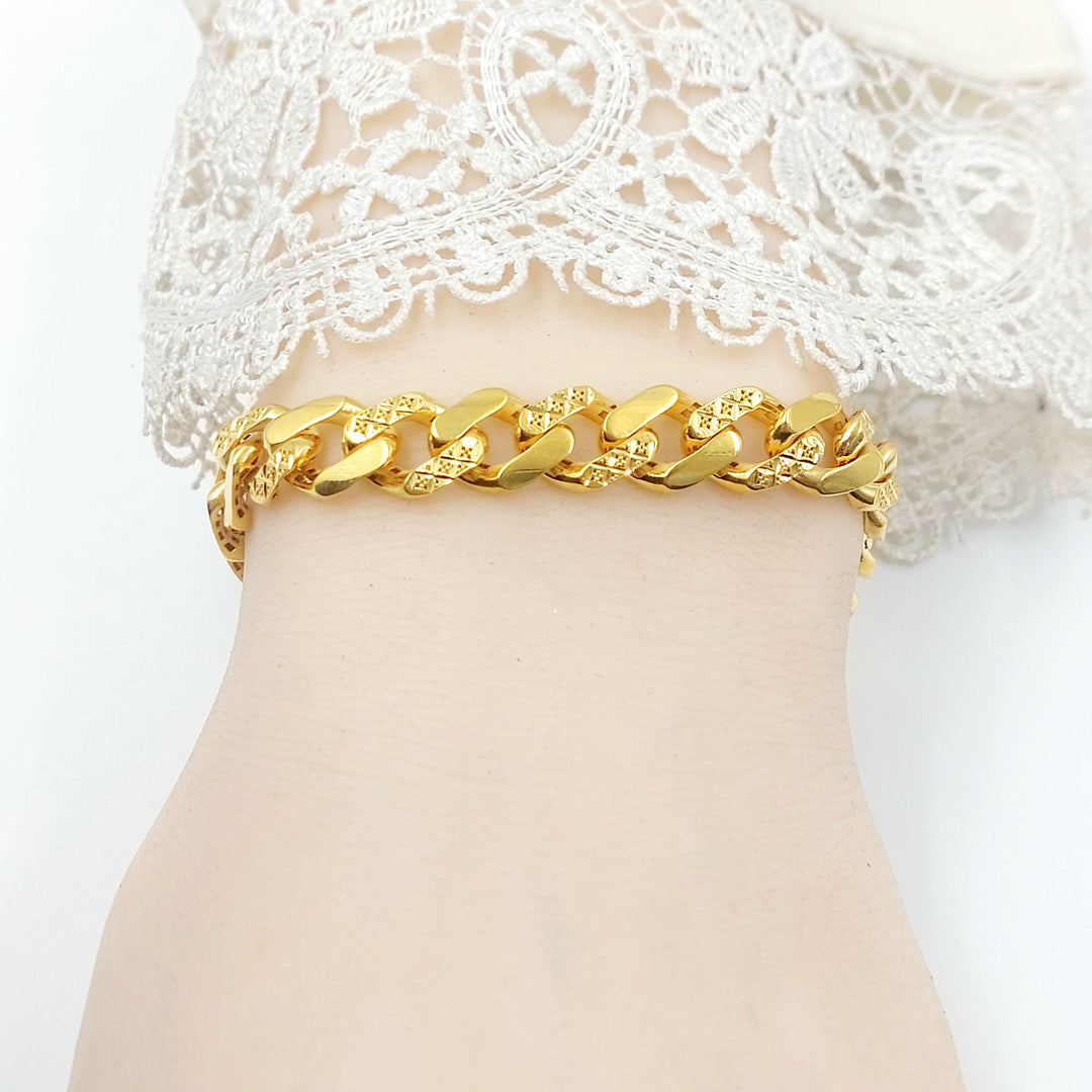 Deluxe Cuban Links Bracelet Made of 21K Gold by Saeed Jewelry 