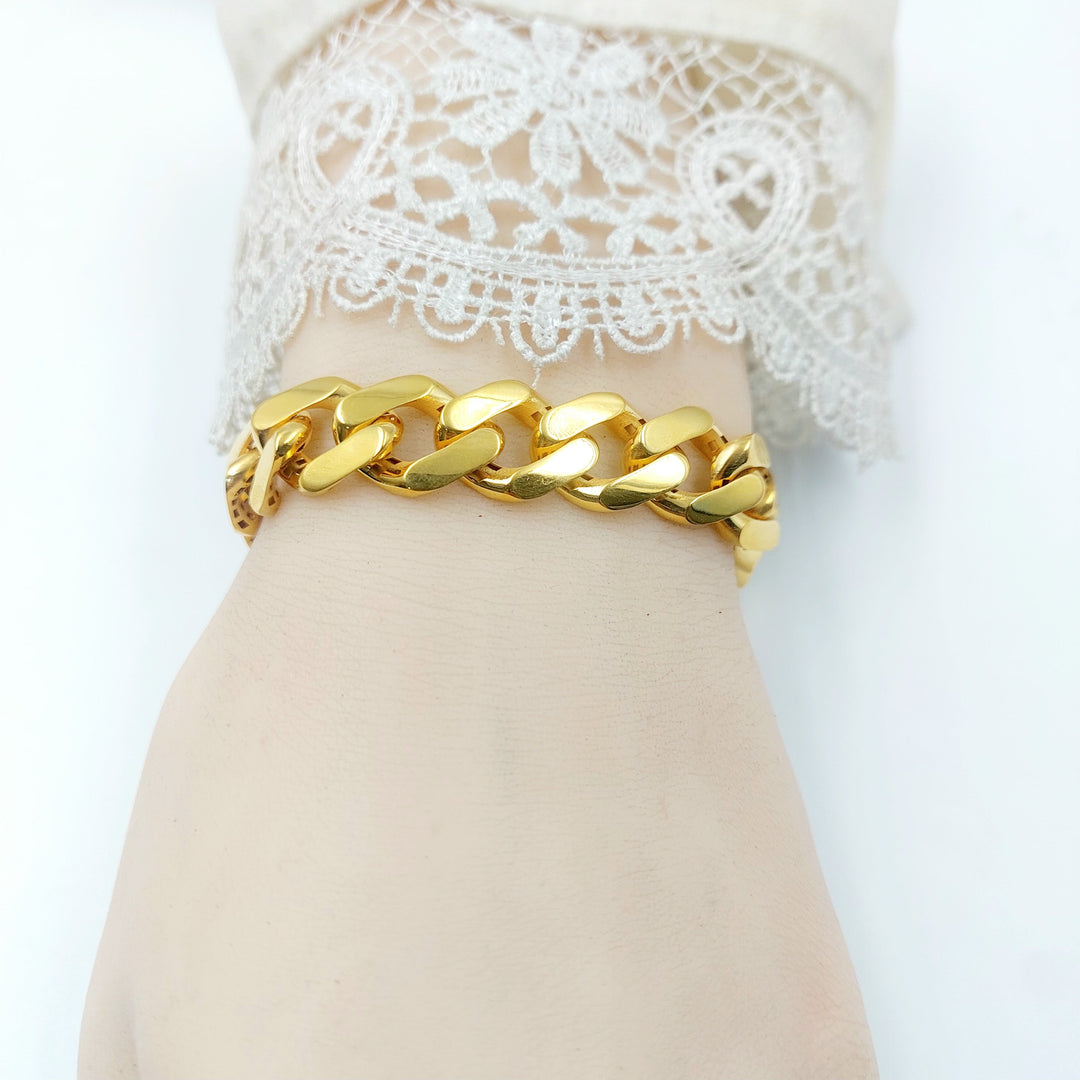 Deluxe Cuban Links Bracelet Made of 21K Gold by Saeed Jewelry 