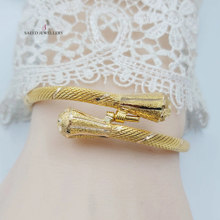 Engraved pears Bracelet Made of 21K Gold by Saeed Jewelry 