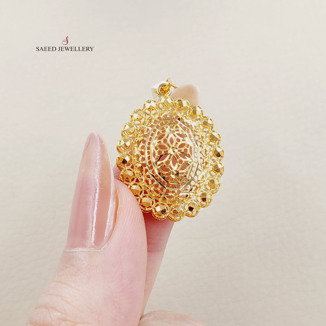 Kuwaiti Hand Bracelet Made of 21K Gold by Saeed Jewelry 