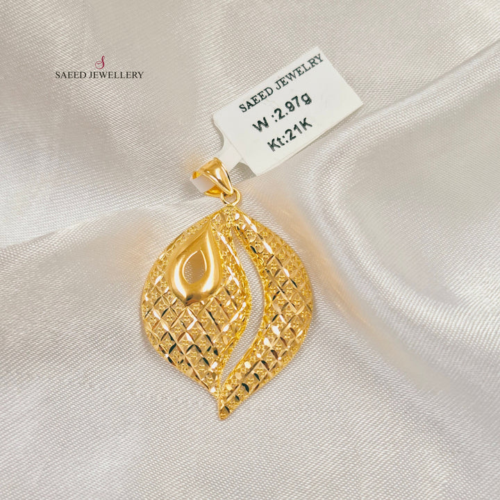 Deluxe Engraved Pendant Made of 21K Gold by Saeed Jewelry 