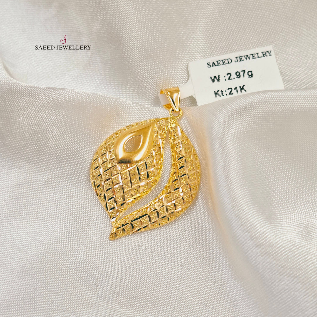 Deluxe Engraved Pendant Made of 21K Gold by Saeed Jewelry 