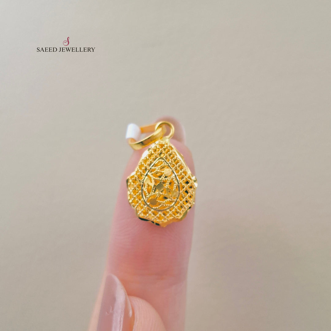 Light Kuwaiti Pendant Made of 21K Gold by Saeed Jewelry 