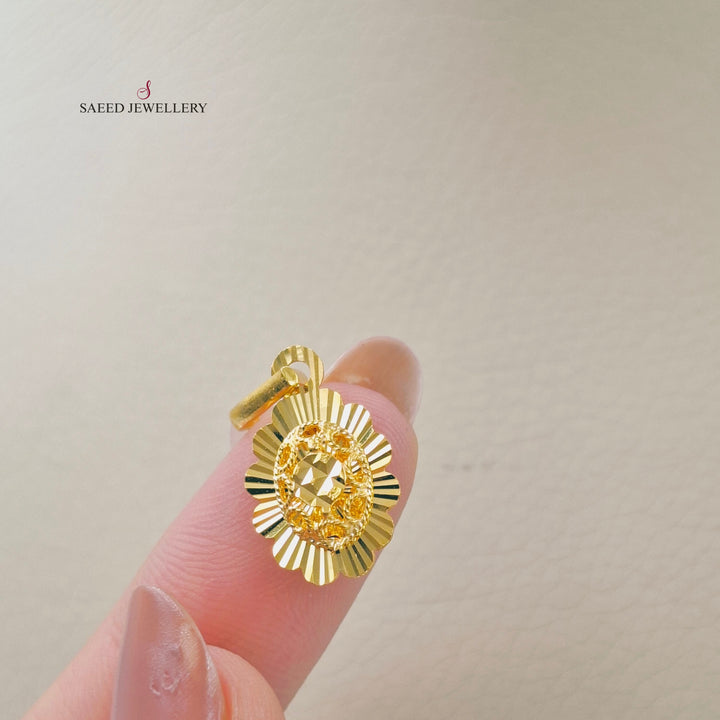 Light Kuwaiti Pendant Made of 21K Gold by Saeed Jewelry 