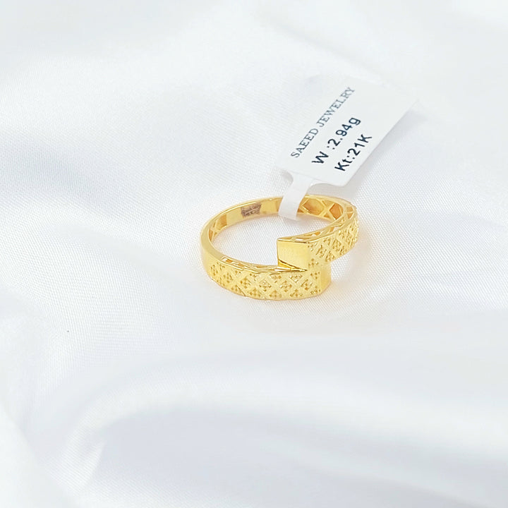 Deluxe Engraved Ring Made of 21K Gold by Saeed Jewelry 