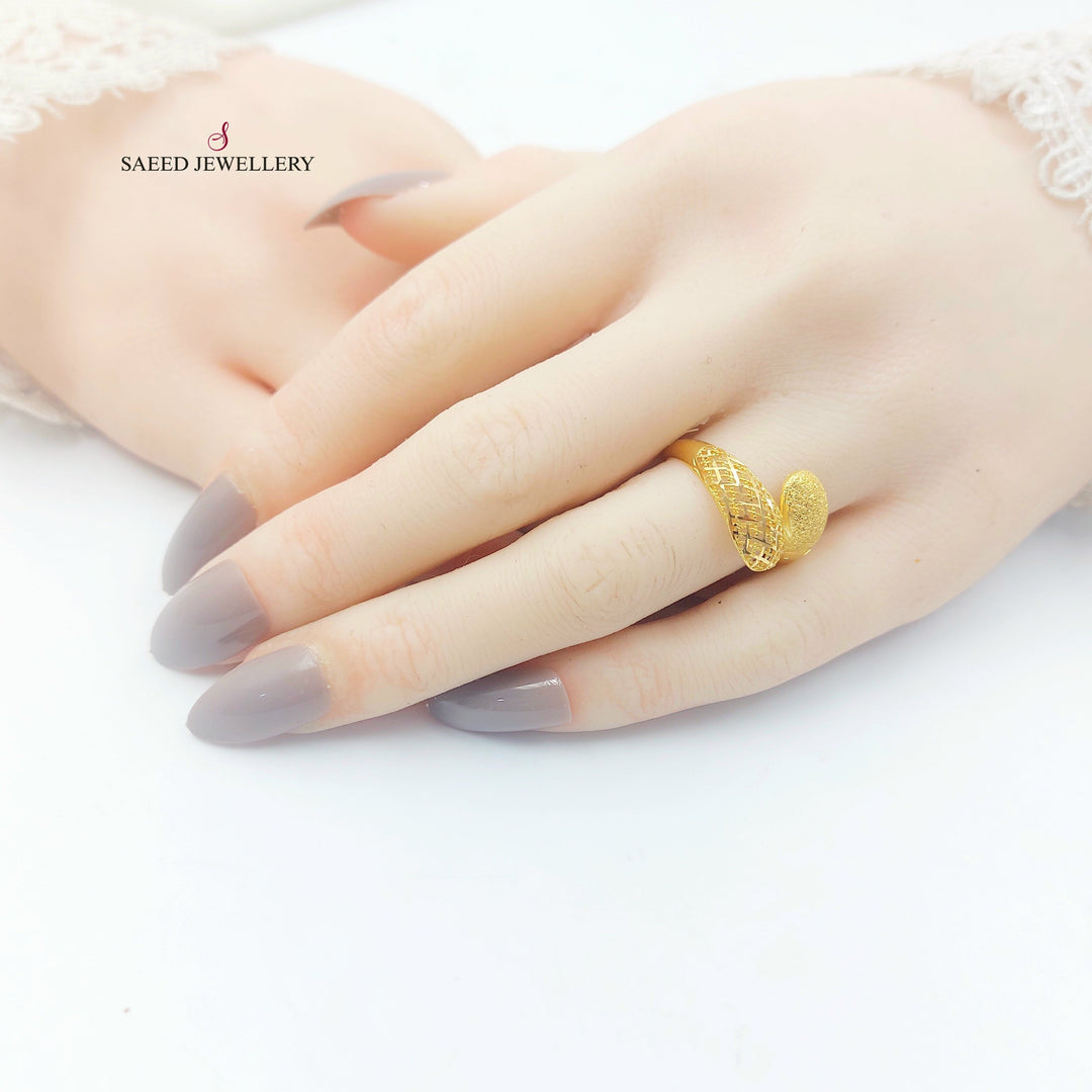 Engraved Ring Made of 21K Gold by Saeed Jewelry 