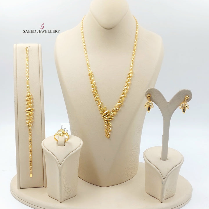Plain Engraved Set Made of 21K Gold by Saeed Jewelry 