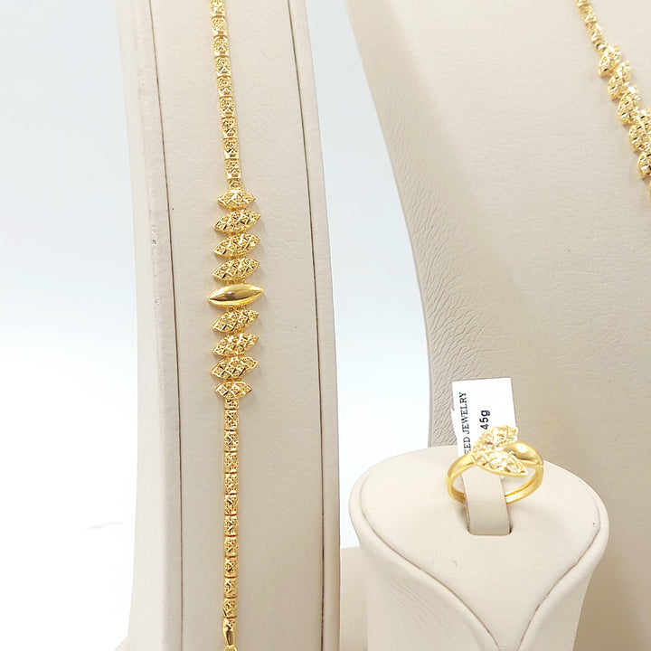 Plain Engraved Set Made of 21K Gold by Saeed Jewelry 