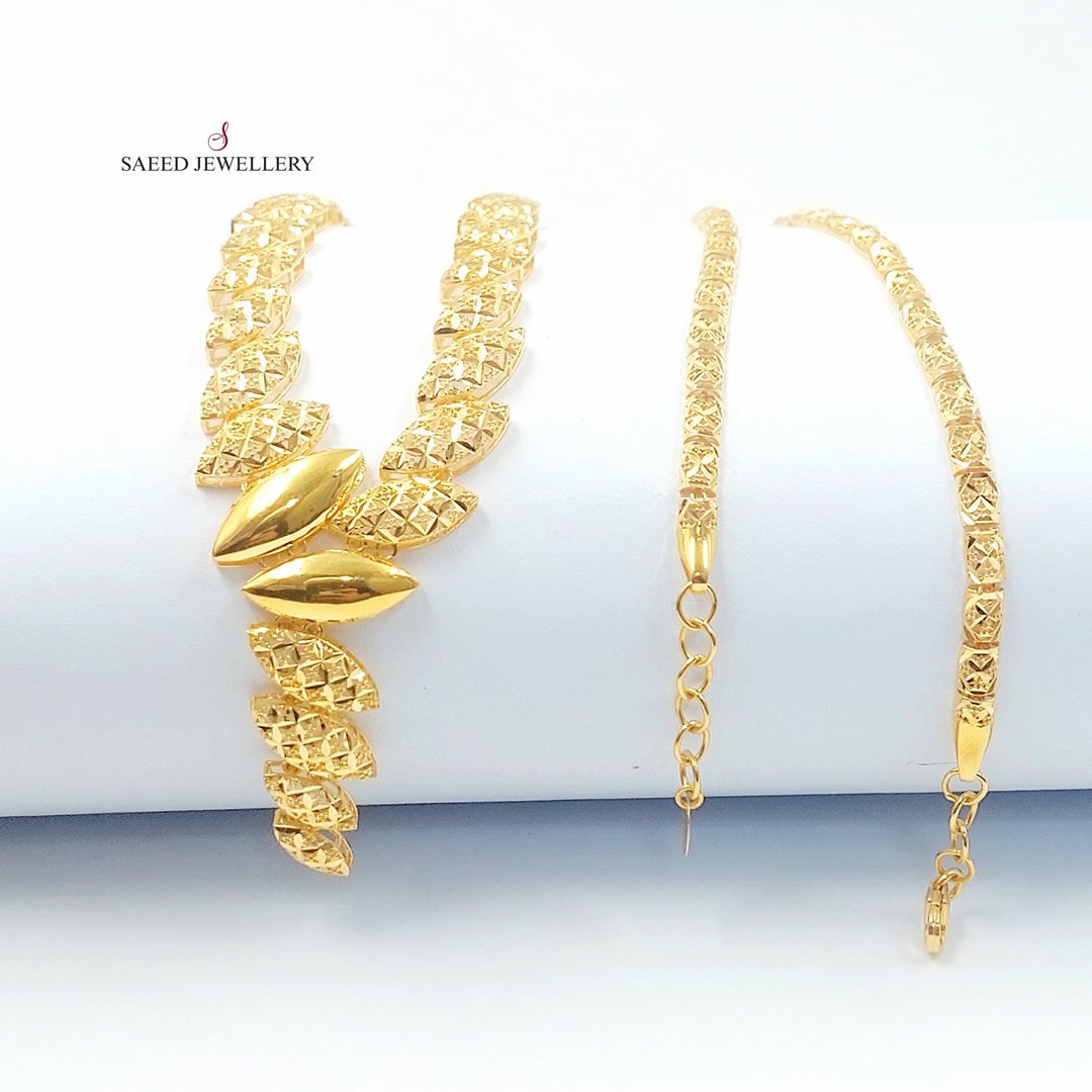 Plain Engraved Set Made of 21K Gold by Saeed Jewelry 